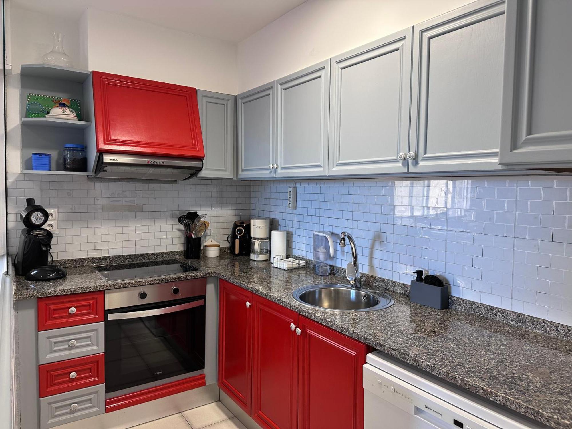 Apartment On The Beach With Parking And Pool Calpe Eksteriør billede