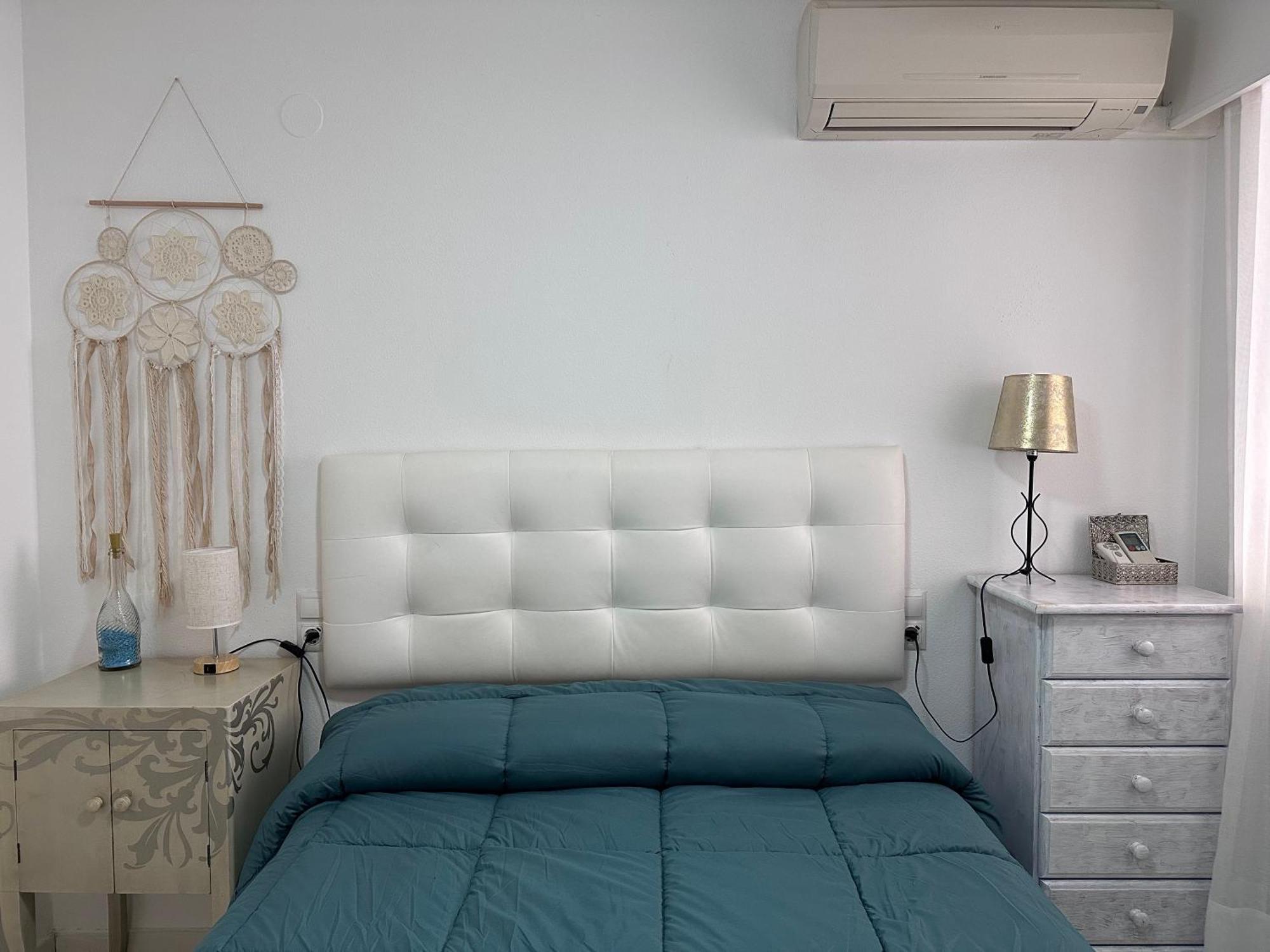 Apartment On The Beach With Parking And Pool Calpe Eksteriør billede