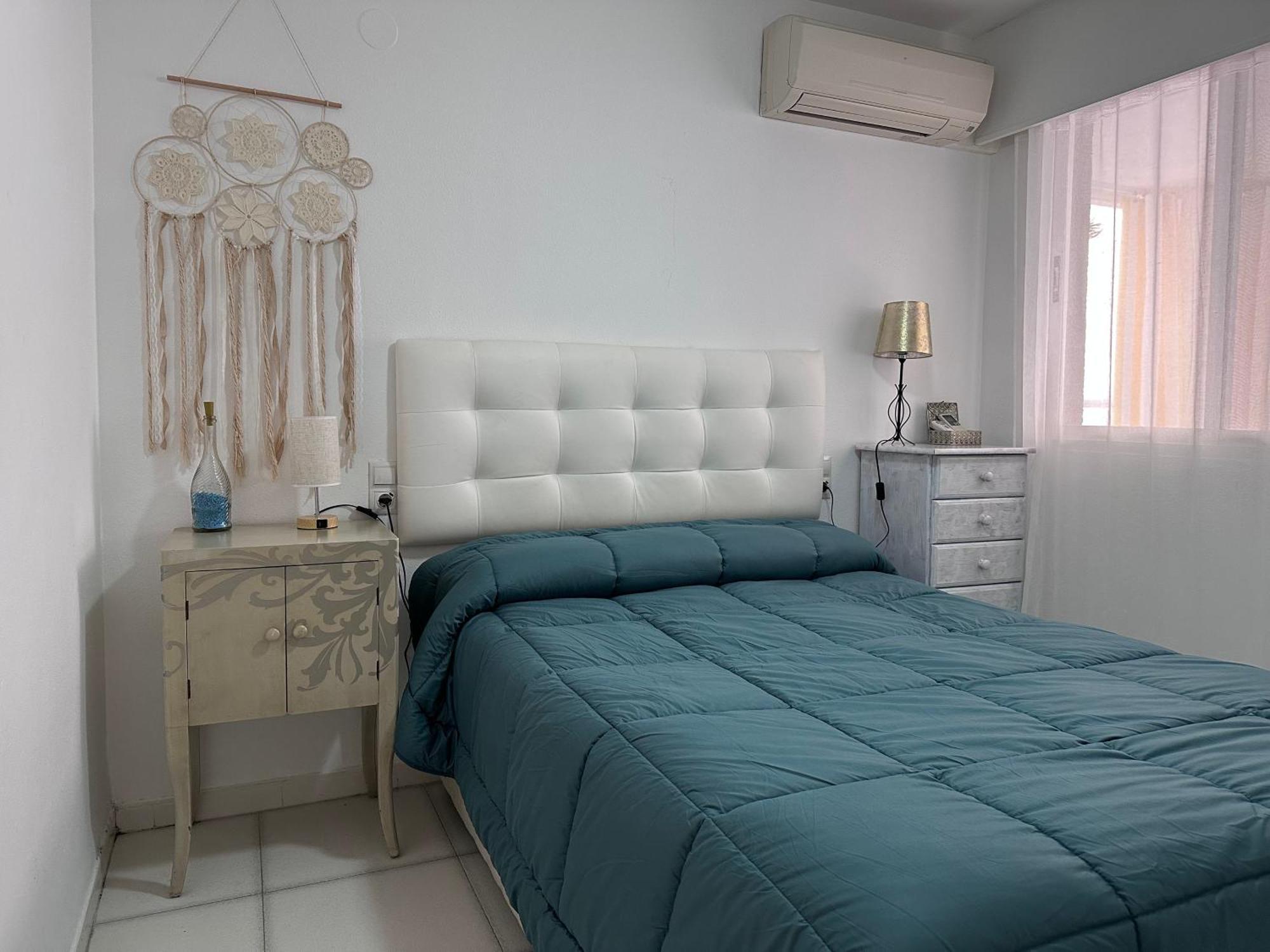 Apartment On The Beach With Parking And Pool Calpe Eksteriør billede